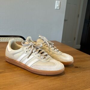 Adidas Samba | Aluminum Gum | Lightly Used Condition | W7